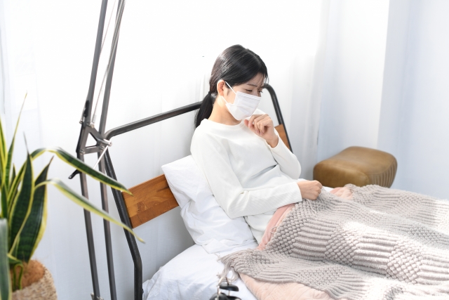 夜になると咳が出る